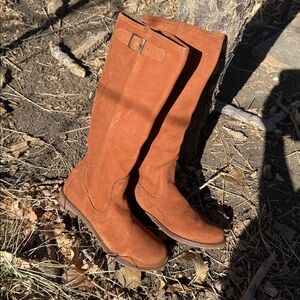 Perugia tall suede boots